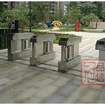 深圳光明新区安立邦科技园_出入口自动摆闸