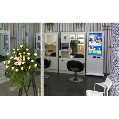 广州风务造型_液晶广告机