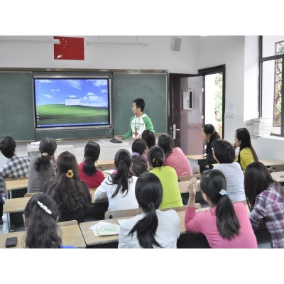 湖南成才学院教学一体机案例